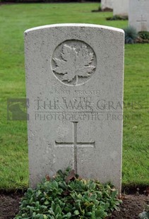 LA LAITERIE MILITARY CEMETERY - STILL, G E