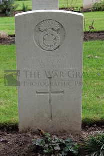 LA LAITERIE MILITARY CEMETERY - TACK, H