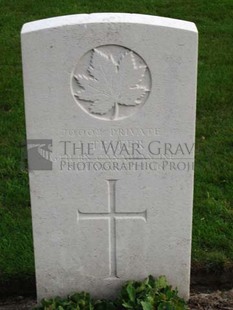 LA LAITERIE MILITARY CEMETERY - TELFER, J