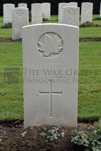 LA LAITERIE MILITARY CEMETERY - THAUVETTE, J