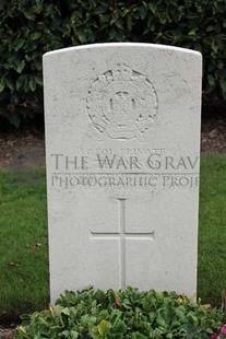 LA LAITERIE MILITARY CEMETERY - THOMSON, R