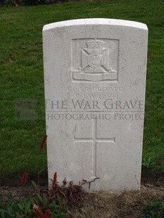 LA LAITERIE MILITARY CEMETERY - WALSH, P J