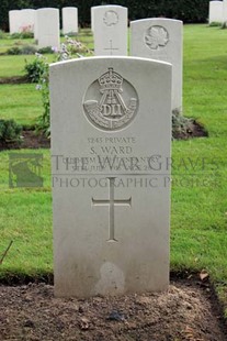 LA LAITERIE MILITARY CEMETERY - WARD, SAMUEL