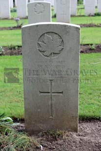 LA LAITERIE MILITARY CEMETERY - WARD, WALTER ARTHUR