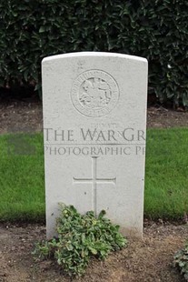 LA LAITERIE MILITARY CEMETERY - WATSON, JOHN JAMES