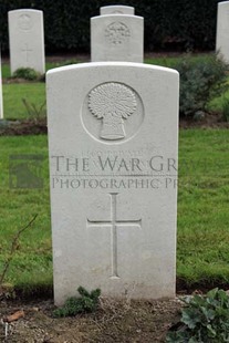LA LAITERIE MILITARY CEMETERY - WICKHAM, J B