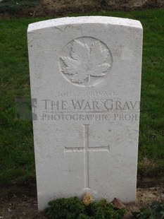LA LAITERIE MILITARY CEMETERY - WINCHESTER, DAWSON
