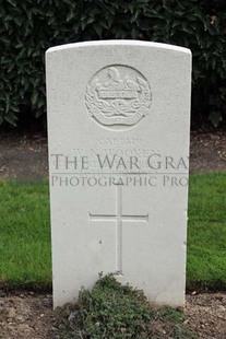 LA LAITERIE MILITARY CEMETERY - WOOKEY, W N