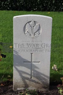 BERKS CEMETERY EXTENSION - BROADHEAD, JOHN CHARLES