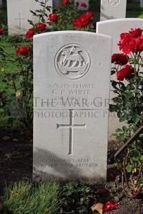 BERKS CEMETERY EXTENSION - WHITE, G F