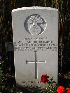 DADIZEELE NEW BRITISH CEMETERY - ABERCROMBIE, W J