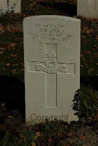 Croisilles British Cemetery - Barker, W
