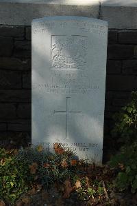 Croisilles British Cemetery - Clarke, L