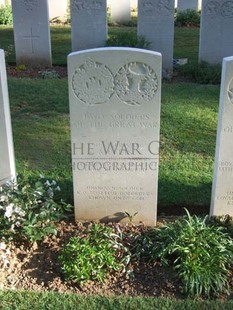 Y RAVINE CEMETERY, BEAUMONT-HAMEL - ELLIS, A