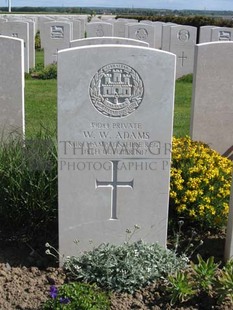 MONT HUON MILITARY CEMETERY, LE TREPORT - ADAMS, W W