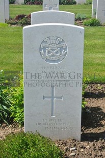 MONT HUON MILITARY CEMETERY, LE TREPORT - ALCOCK, JABEZ WILLIAM