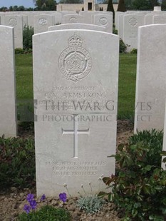 MONT HUON MILITARY CEMETERY, LE TREPORT - ARMSTRONG, CECIL VICTOR