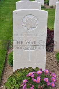 MONT HUON MILITARY CEMETERY, LE TREPORT - AYRE, FREDERICK WILLIAM