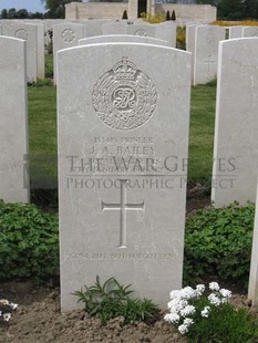 MONT HUON MILITARY CEMETERY, LE TREPORT - BAILEY, JAMES ALFRED