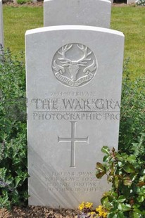 MONT HUON MILITARY CEMETERY, LE TREPORT - BANNERMAN, GEORGE