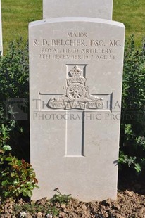 MONT HUON MILITARY CEMETERY, LE TREPORT - BELCHER, RAYMOND DOUGLAS