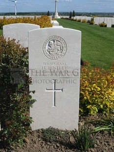 MONT HUON MILITARY CEMETERY, LE TREPORT - BENTLEY, H