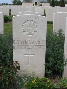 MONT HUON MILITARY CEMETERY, LE TREPORT - BERRY, CHARLES JAMES