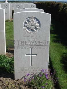 MONT HUON MILITARY CEMETERY, LE TREPORT - BIRD, A