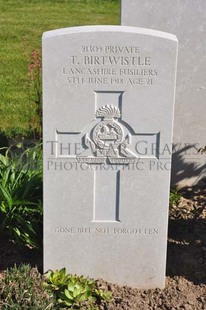 MONT HUON MILITARY CEMETERY, LE TREPORT - BIRTWISTLE, THOMAS
