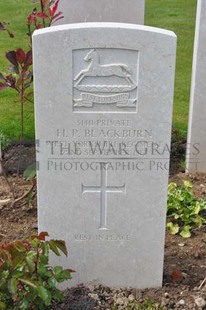 MONT HUON MILITARY CEMETERY, LE TREPORT - BLACKBURN, H P