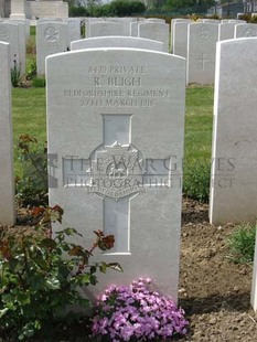 MONT HUON MILITARY CEMETERY, LE TREPORT - BLIGH, R