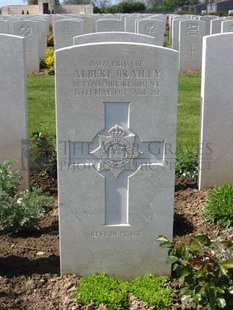 MONT HUON MILITARY CEMETERY, LE TREPORT - BRAILEY, ALBERT