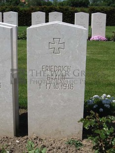 MONT HUON MILITARY CEMETERY, LE TREPORT - BRAUN, FRIEDRICH