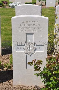 MONT HUON MILITARY CEMETERY, LE TREPORT - BRAWN, G H