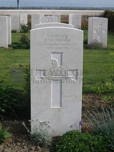 MONT HUON MILITARY CEMETERY, LE TREPORT - BRIGGS, F H