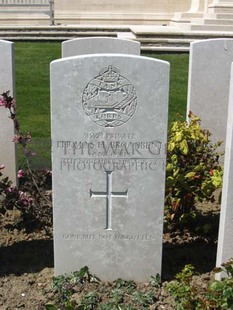 MONT HUON MILITARY CEMETERY, LE TREPORT - BROADBENT, THOMAS HAROLD