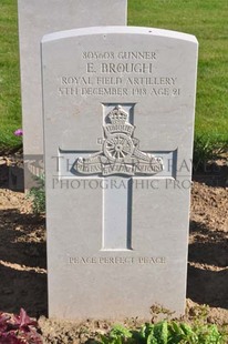 MONT HUON MILITARY CEMETERY, LE TREPORT - BROUGH, EBENEZER
