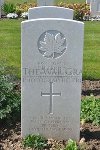 MONT HUON MILITARY CEMETERY, LE TREPORT - BROWN, JOHN DONALDSON