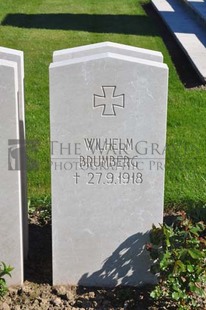 MONT HUON MILITARY CEMETERY, LE TREPORT - BRUMBERG, WILHELM