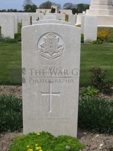 MONT HUON MILITARY CEMETERY, LE TREPORT - BURTON, GEORGE