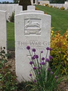 MONT HUON MILITARY CEMETERY, LE TREPORT - BUSBY, C