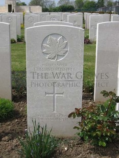 MONT HUON MILITARY CEMETERY, LE TREPORT - BUSHELL, EDMUND