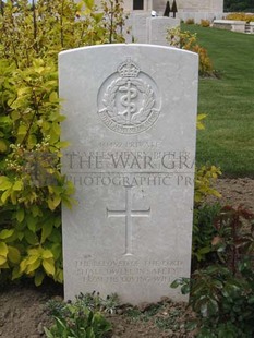 MONT HUON MILITARY CEMETERY, LE TREPORT - BUTLER, CHARLES HENRY