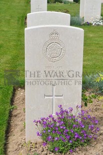 MONT HUON MILITARY CEMETERY, LE TREPORT - CALLABY, WALTER SAMUEL