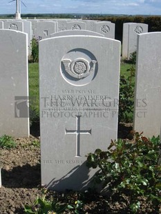 MONT HUON MILITARY CEMETERY, LE TREPORT - CALVERT, HARRY