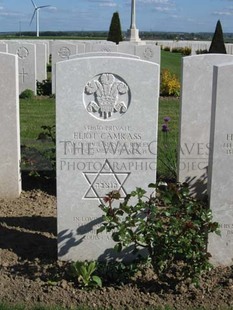 MONT HUON MILITARY CEMETERY, LE TREPORT - CAMRASS, ELIOT