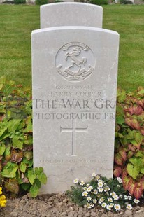 MONT HUON MILITARY CEMETERY, LE TREPORT - COOPER, HARRY