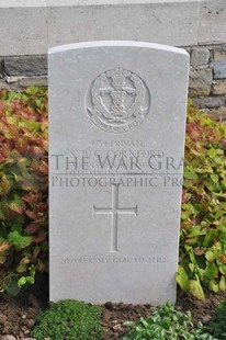 MONT HUON MILITARY CEMETERY, LE TREPORT - CORNFORD, STANLEY BERTRAM CLAIR
