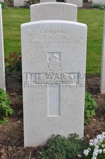 MONT HUON MILITARY CEMETERY, LE TREPORT - COX, A J