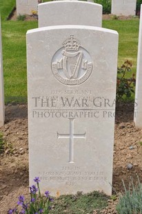 MONT HUON MILITARY CEMETERY, LE TREPORT - CULLEN, THOMAS JOSEPH